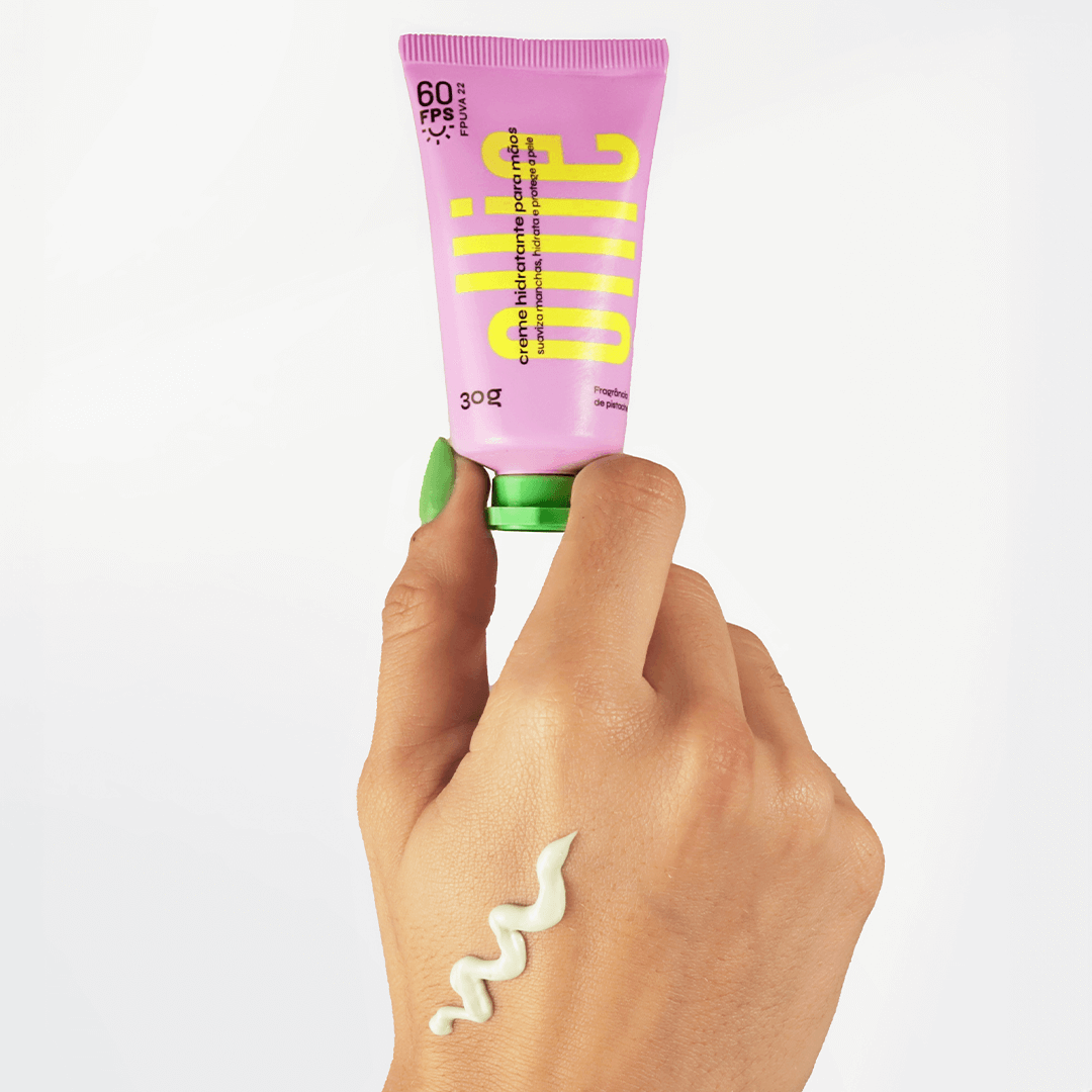 Creme Hidratante para Mãos FPS 60 FPUVA 22 O creme para as mãos com FPS 60 e FPUVA 22 protege, hidrata e previne manchas e sinais da idade, sendo sua nova mania para cuidados diários!