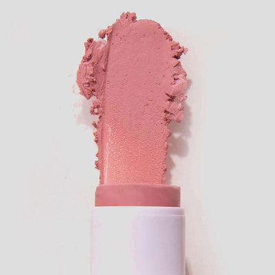 Bastão 3 em 1 Blush, Batom e Sombra FPS 95 Experimente o Blush Stick da Ollie. FPS 95, FPUVA 40, vitamina C e em cinco cores lindas e textura aveludada. Experimente praticidade com o Bastão 3 em 1 Ollie.